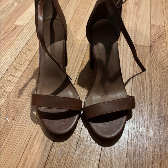 DSW Brown Women's Heels - Picture 1 of 2